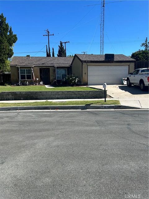 Photo of 27806 Meadowcreek Rd, Canyon Country, CA 91351 (MLS # SR26069875)