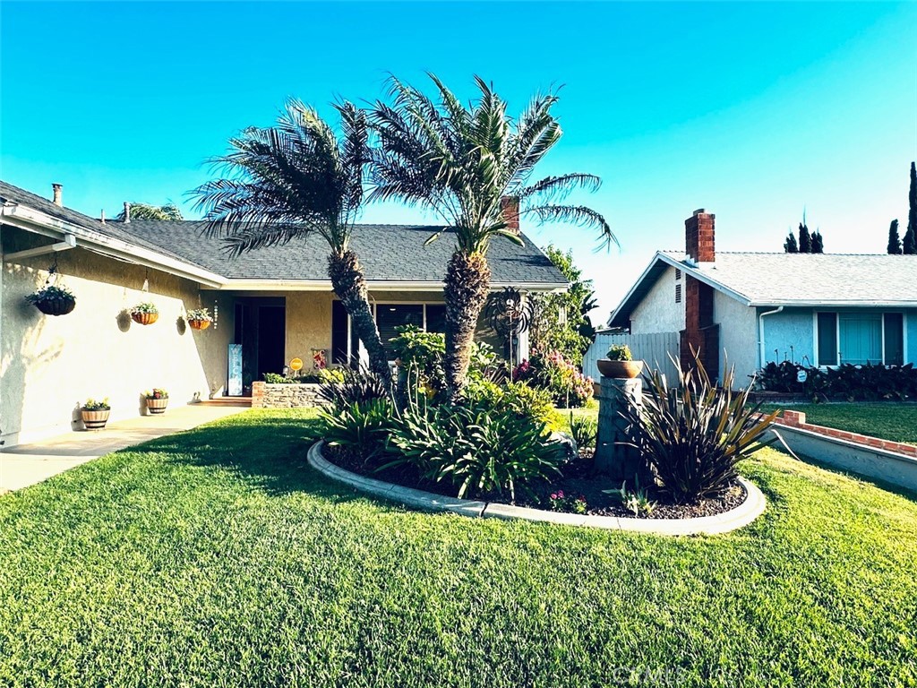 24167 Via Vargas Drive