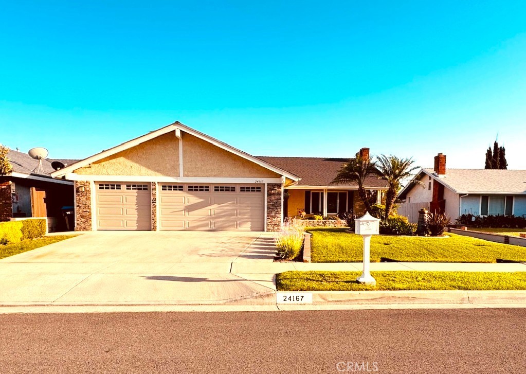 24167 Via Vargas Drive