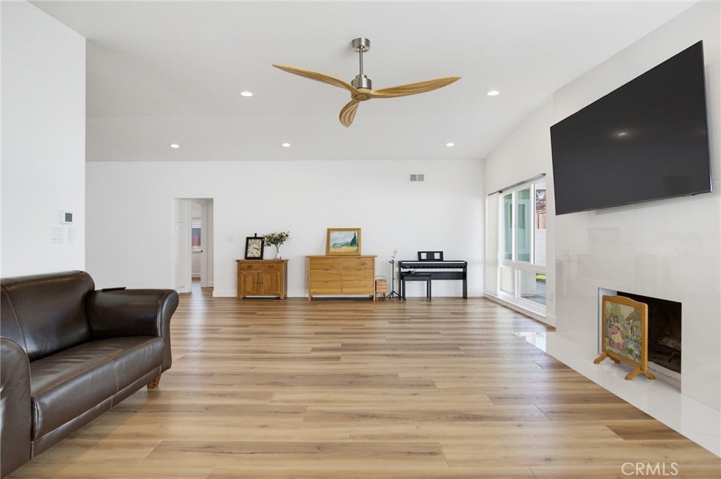 4921 Golden Arrow Drive