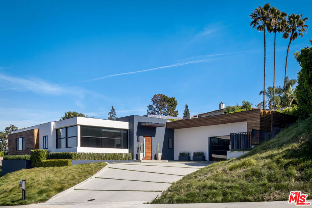 16366 Sloan Drive