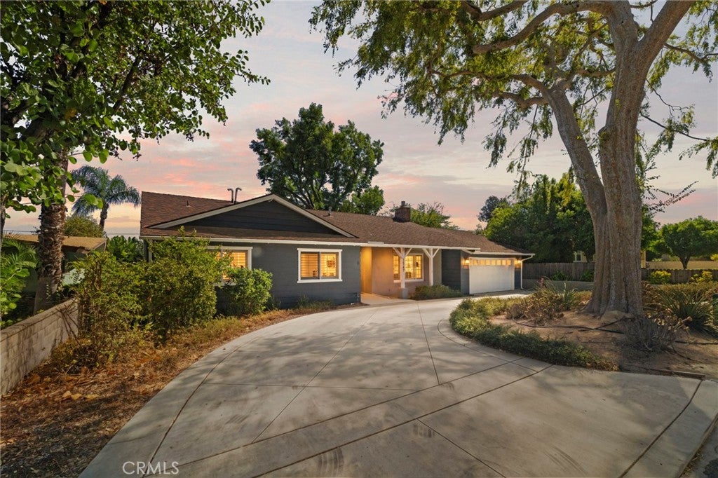 7547 Alta Cuesta Drive