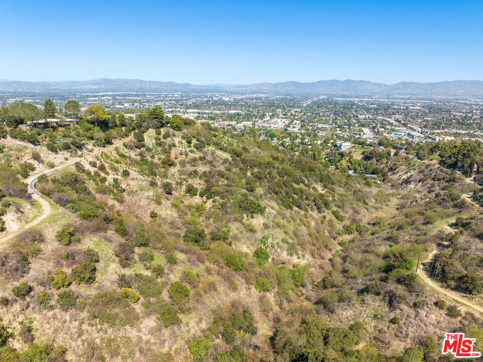 36010 N Ventura Canyon Avenue
