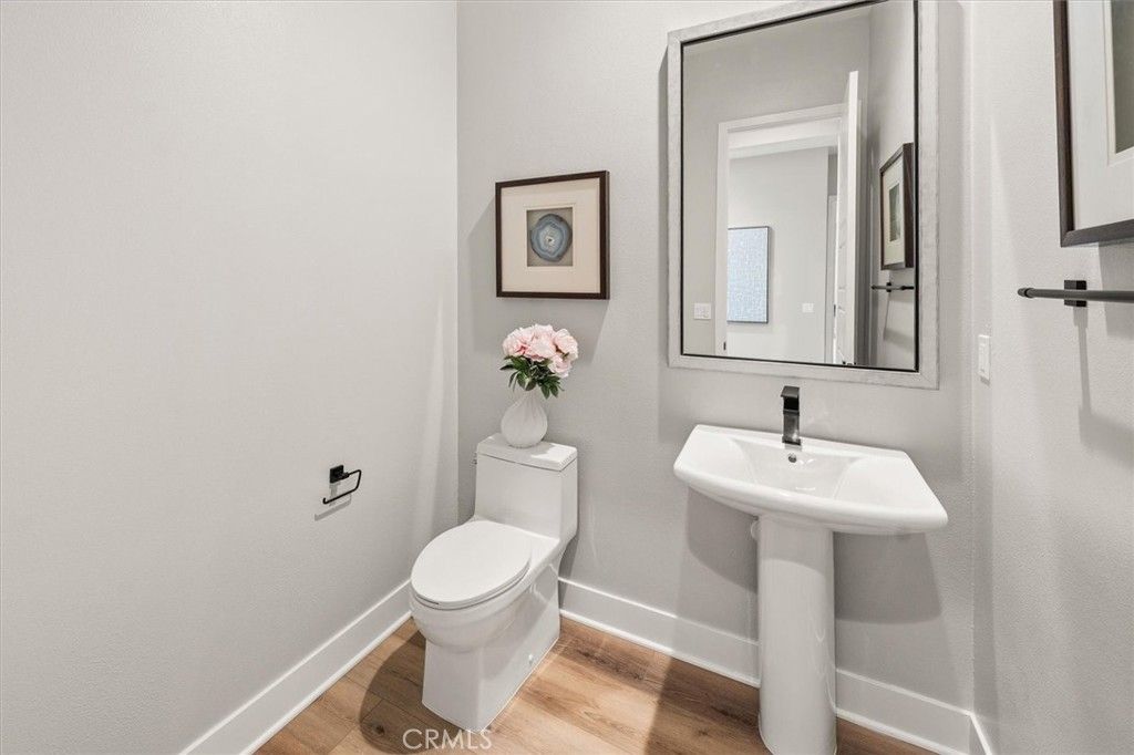 listing image 130725709554728043832