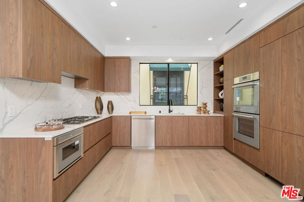 Photo of 4326 Serene Street #4, Studio City, CA 91604 (MLS # 26852485)