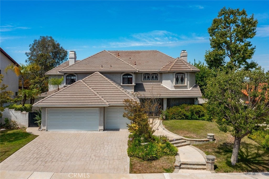 22128 Palais Place