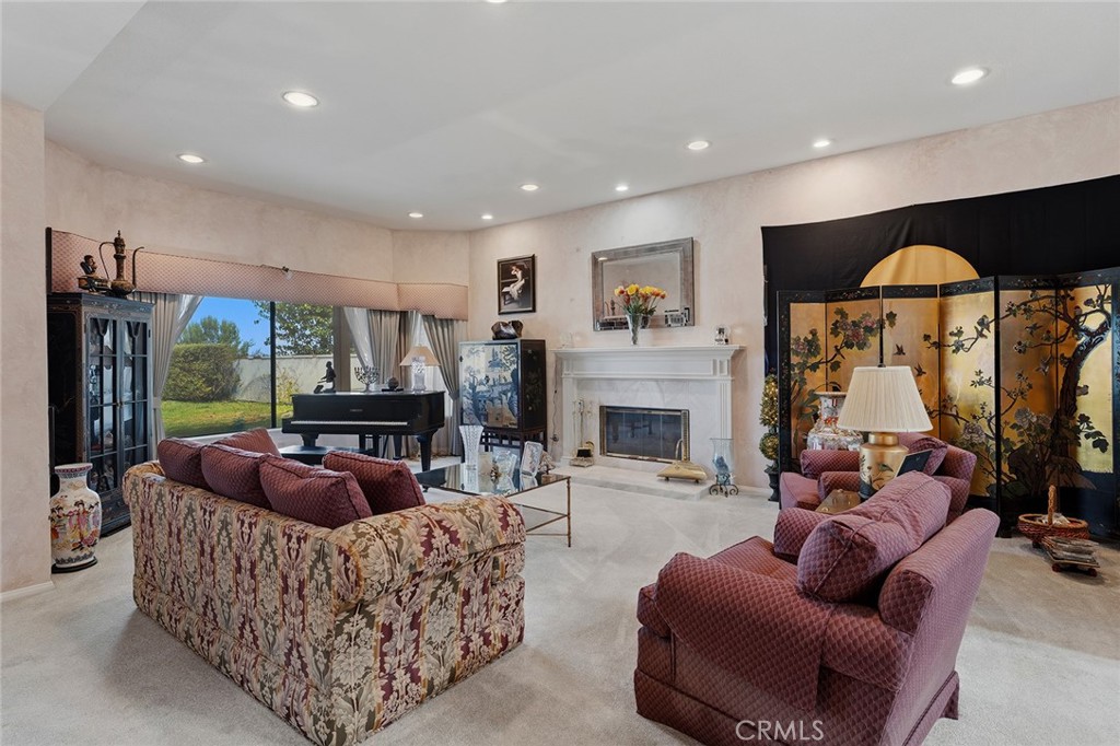 22128 Palais Place