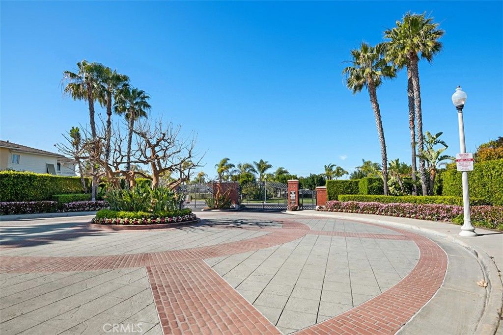 Photo of 6632 Cedarwood Drive, Huntington Beach, CA 92648 (MLS # OC25167133)