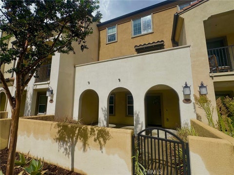 Photo of 909 Santa Fe Avenue #D, San Gabriel, CA 91776 (MLS # TR26230296)