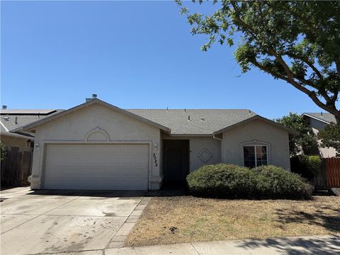 Photo of 3025 Bea DR, Merced, CA 95348 (MLS # MC26107932)