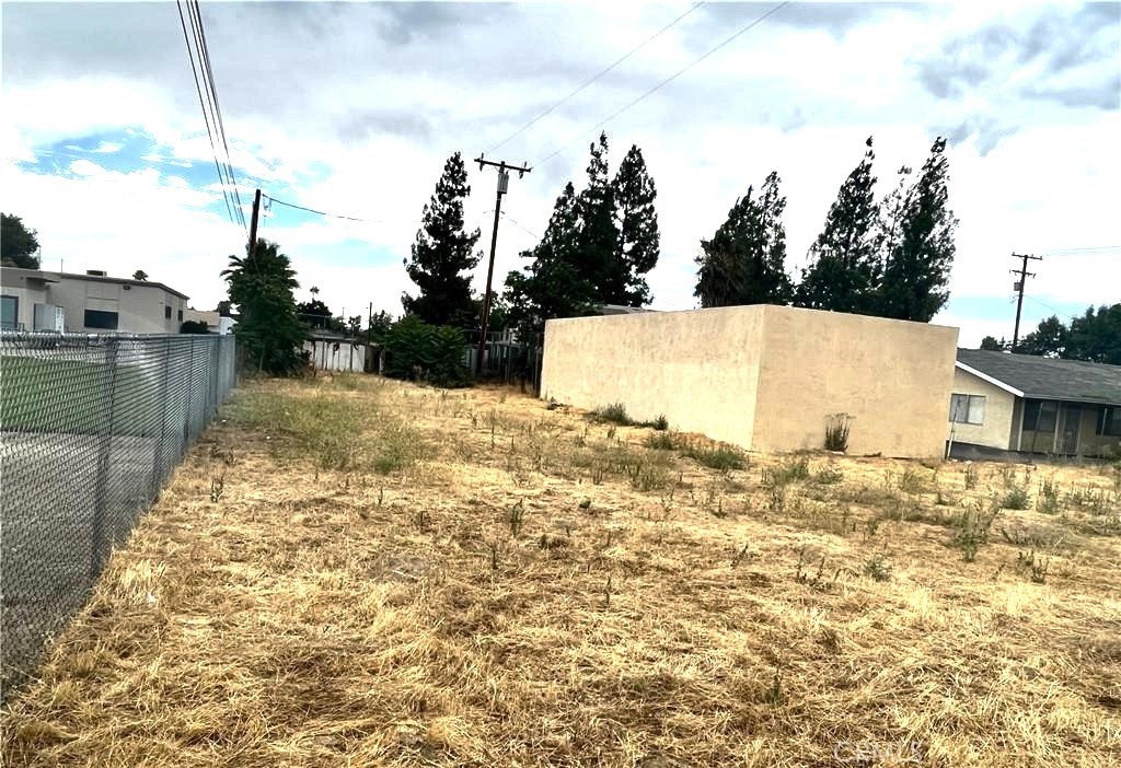 147 N Alessandro Street
