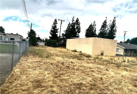 Tiny photo for 147 N Alessandro Street, Hemet, CA 92543 (MLS # SW26199337)