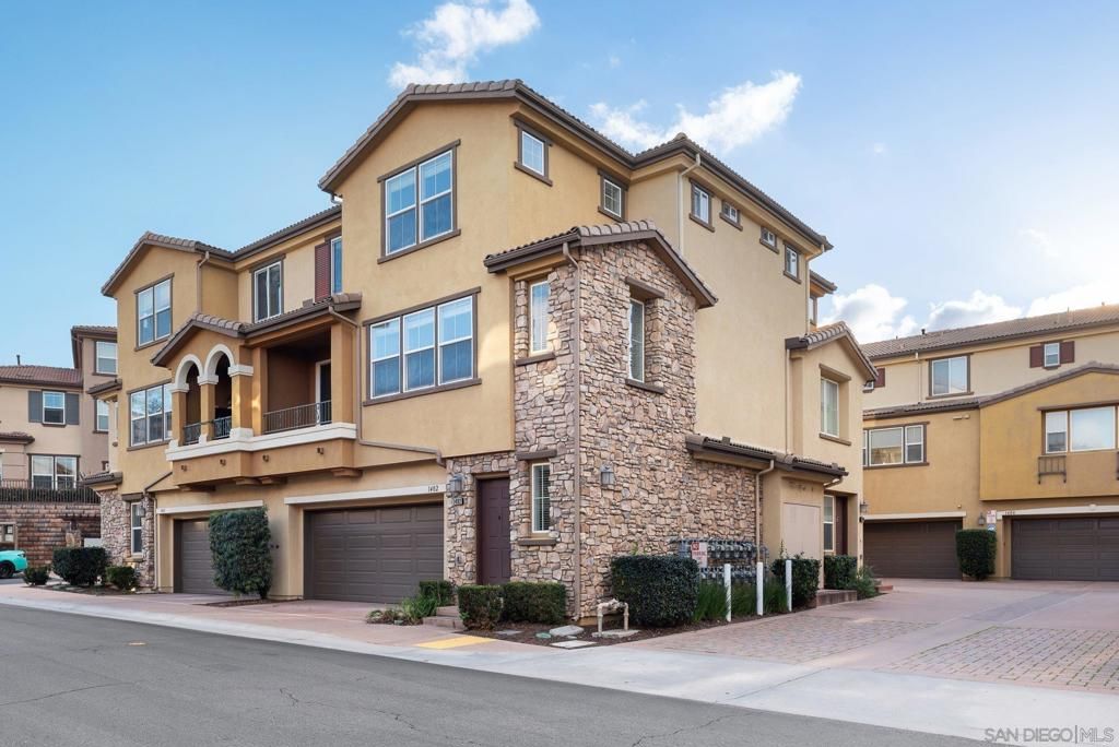 Photo of 1402 Calabria St St, Santee, CA 92071 (MLS # 2601264SD)