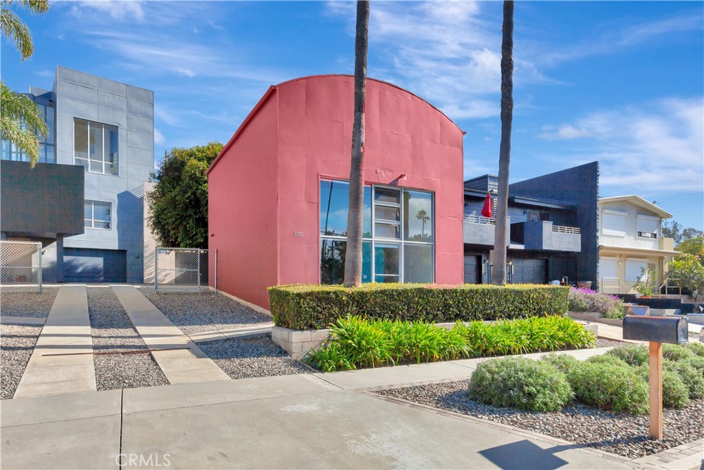 34202 Sepulveda Avenue