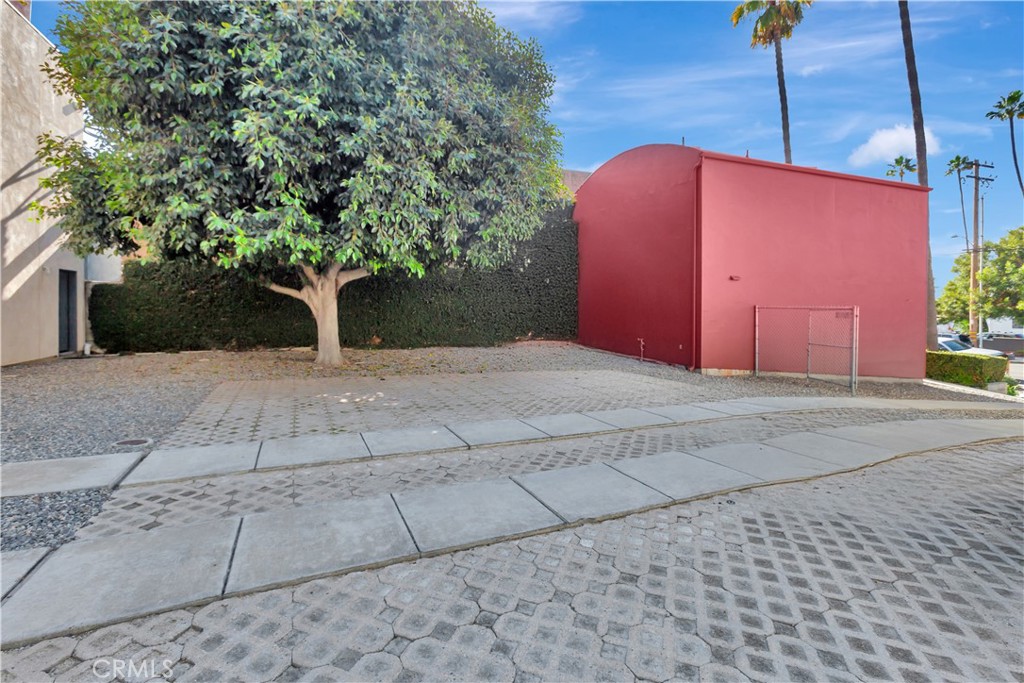 34202 Sepulveda Avenue