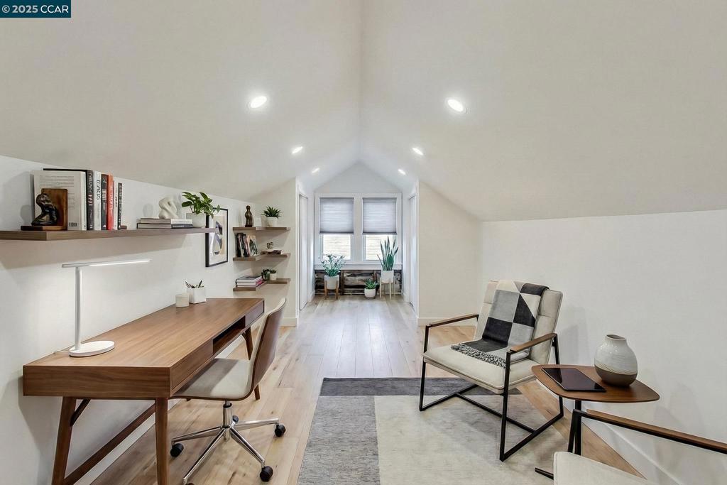 ADAMS POINT - Residential Income