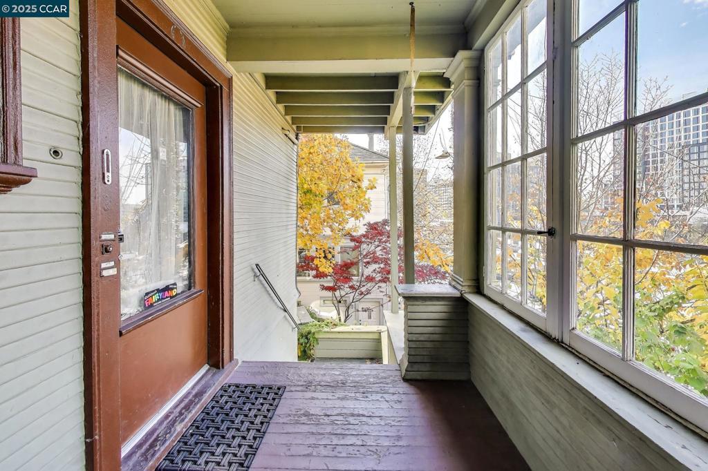 ADAMS POINT - Residential Income