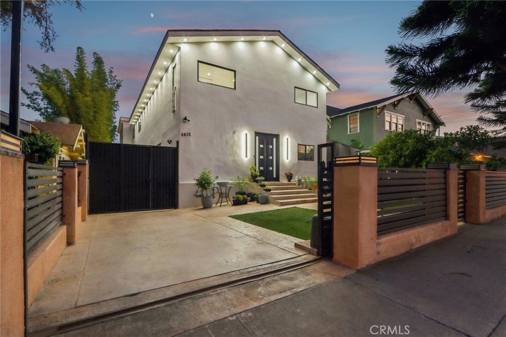 4432 Melbourne Avenue, Los Angeles CA 90027