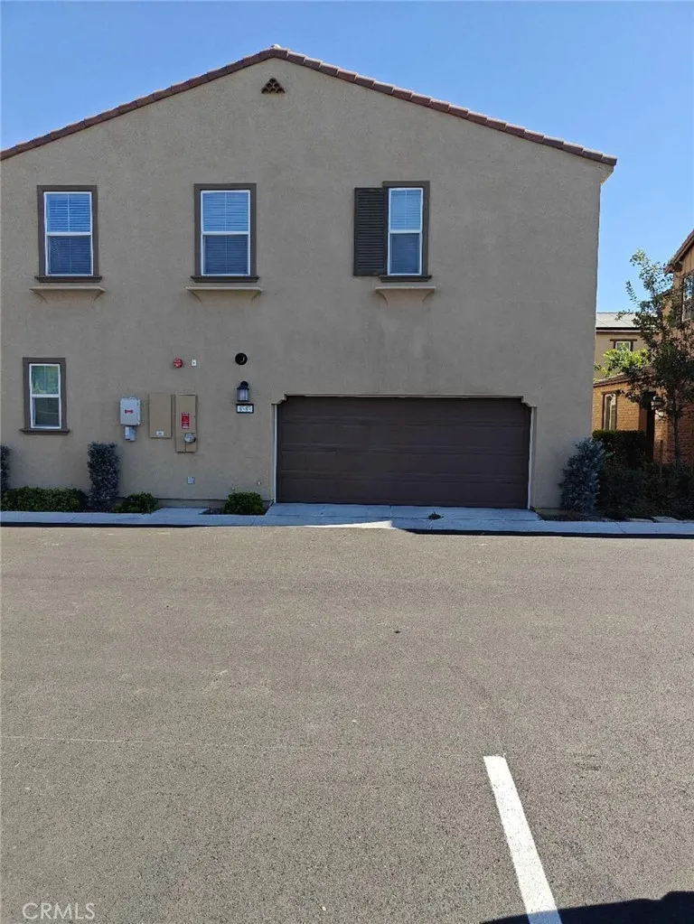 Chino, California 91708, United States, 4 Bedrooms Bedrooms, ,4 BathroomsBathrooms,Residential,Active,195108