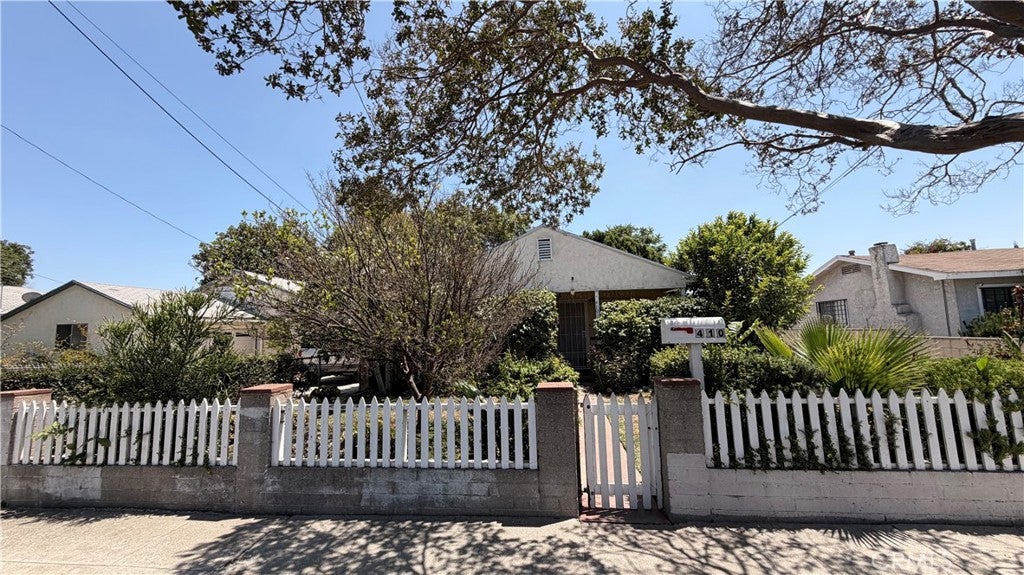 410 Sunset AVE