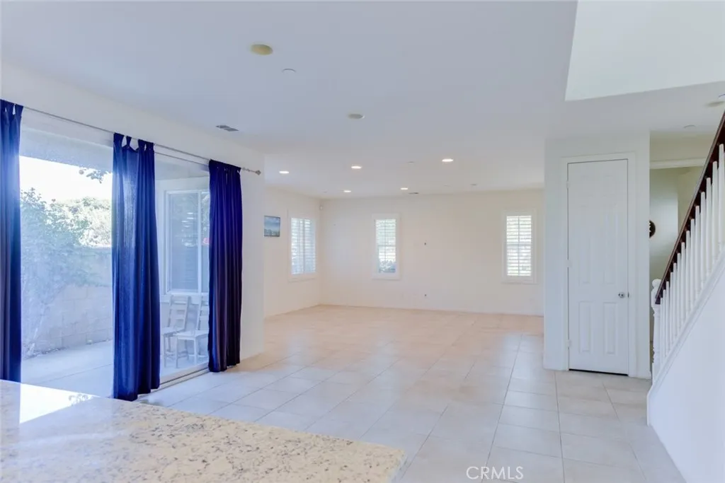 Eastvale, California 92880, United States, 3 Bedrooms Bedrooms, ,3 BathroomsBathrooms,Residential,Active,122525