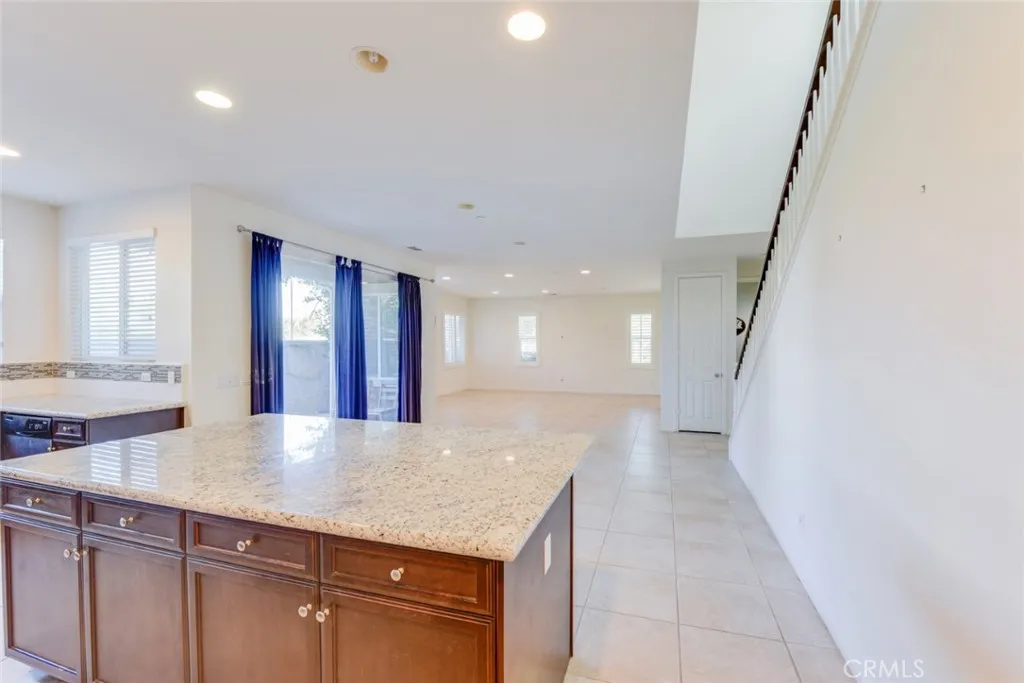 Eastvale, California 92880, United States, 3 Bedrooms Bedrooms, ,3 BathroomsBathrooms,Residential,Active,122525