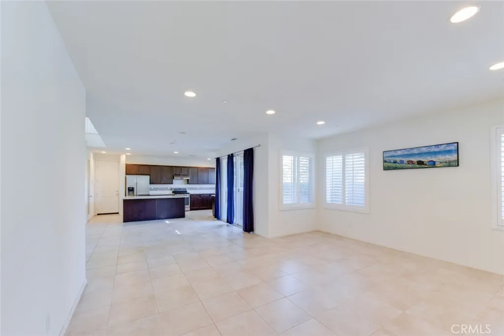 Eastvale, California 92880, United States, 3 Bedrooms Bedrooms, ,3 BathroomsBathrooms,Residential,Active,122525