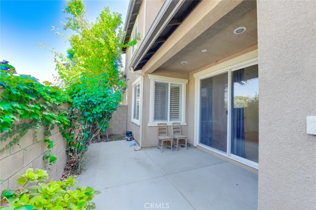 Eastvale, California 92880, United States, 3 Bedrooms Bedrooms, ,3 BathroomsBathrooms,Residential,Active,122525