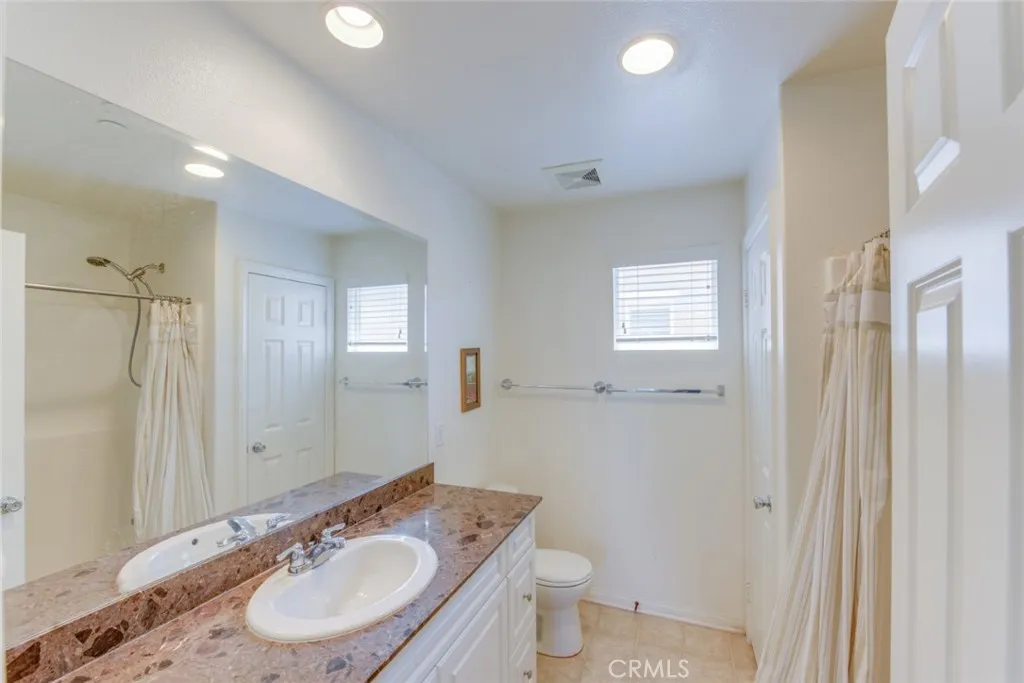 Eastvale, California 92880, United States, 3 Bedrooms Bedrooms, ,3 BathroomsBathrooms,Residential,Active,122525