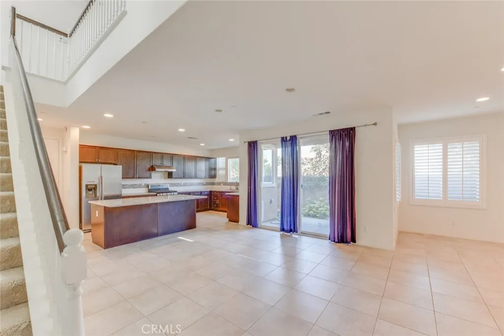 Eastvale, California 92880, United States, 3 Bedrooms Bedrooms, ,3 BathroomsBathrooms,Residential,Active,122525