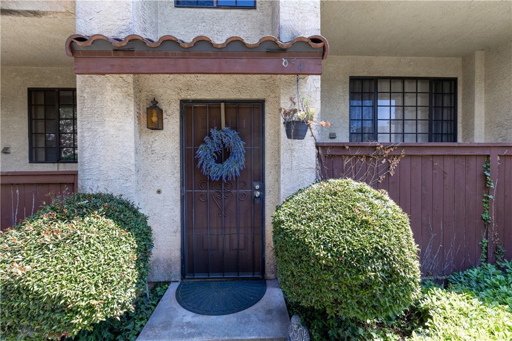 854 N Harbor Boulevard