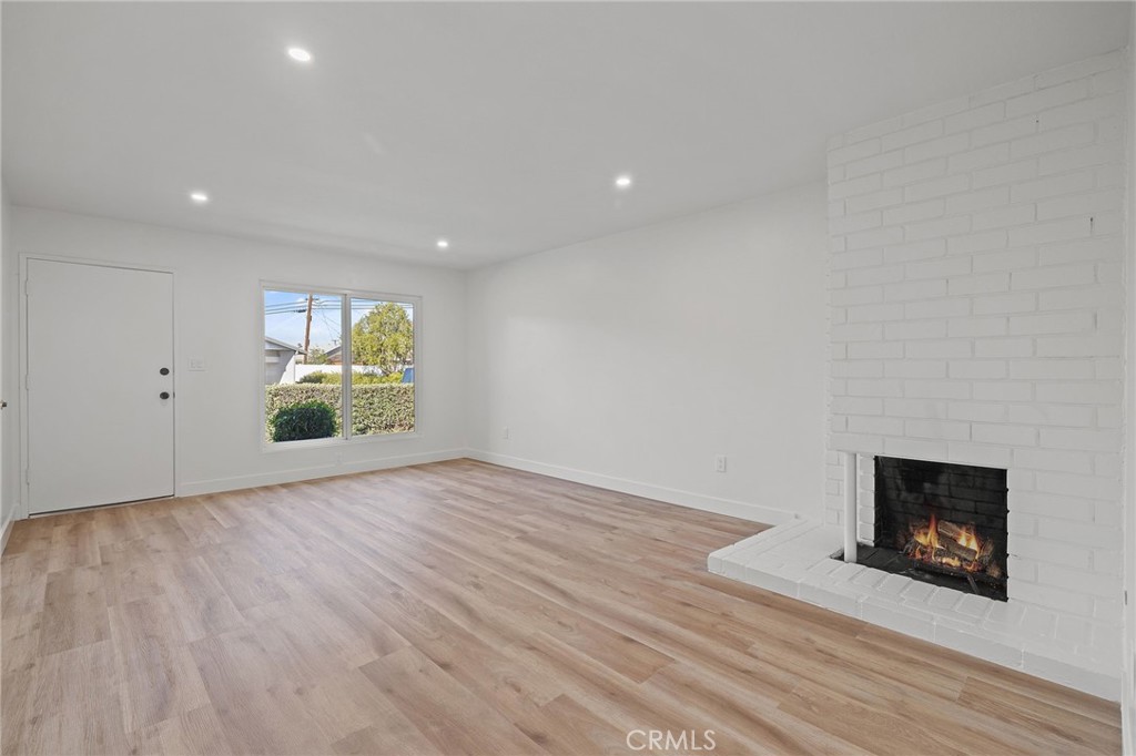 3131 Laurel Avenue 3