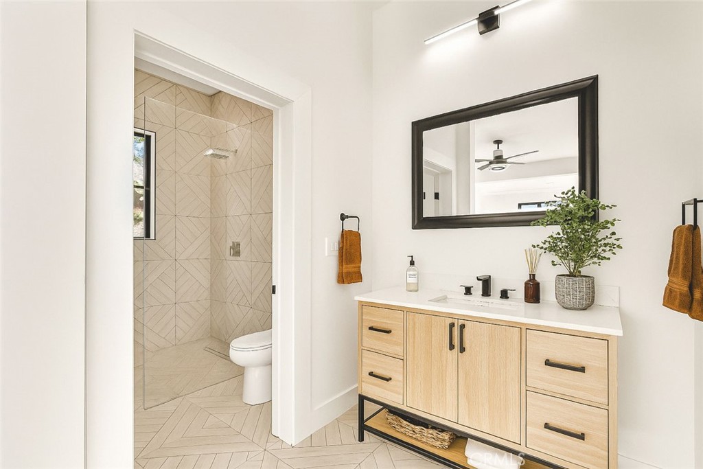 Lions Gate (31327) - Residential