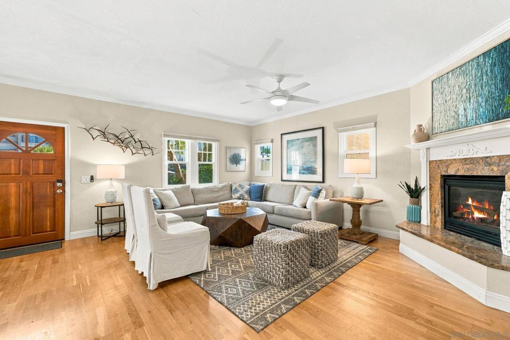 7444 7446 Draper Ave