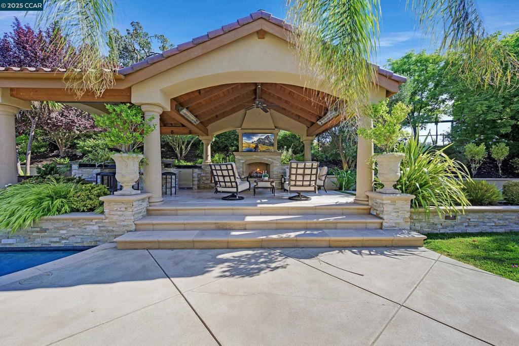 ALAMO SPRINGS - Residential