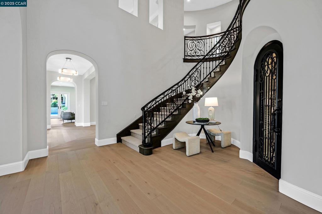 123 Alamo Springs Dr