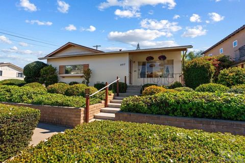 Photo of 5217 Vickie Dr Dr, San Diego, CA 92109 (MLS # 260006088SD)