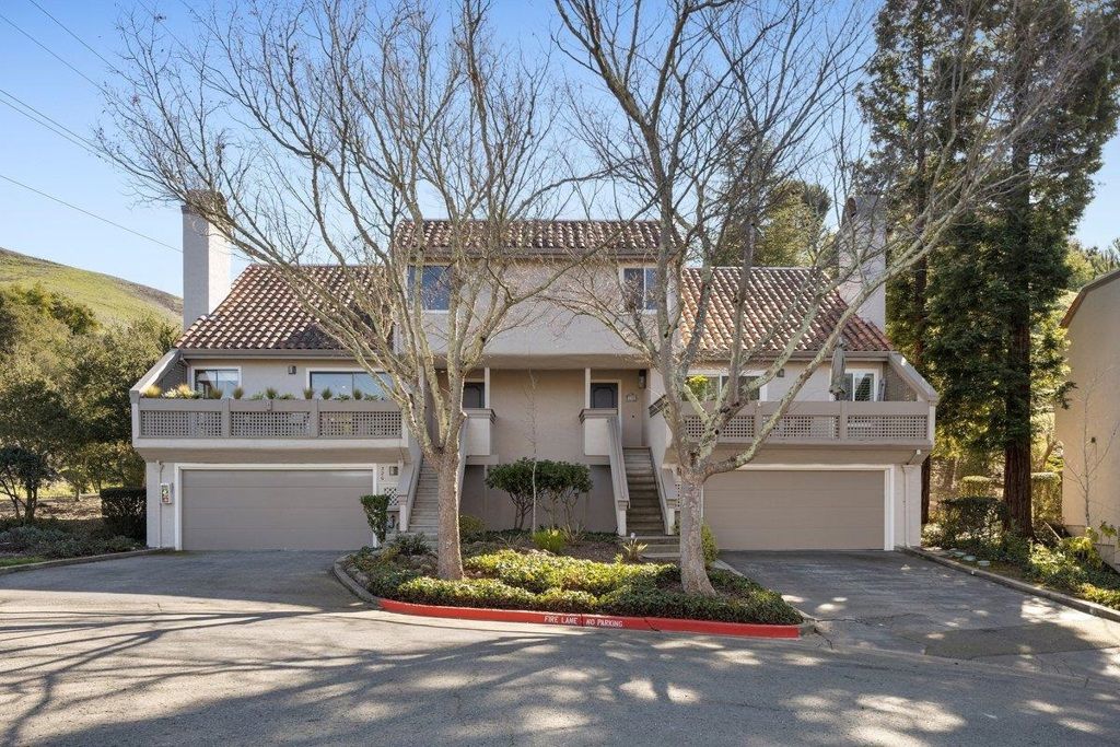 Photo of 320 Corte Gabriel, Moraga, CA 94556 (MLS # 41123029)