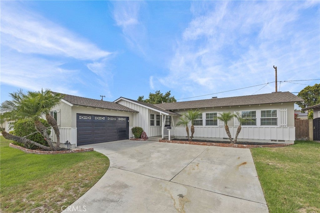 2445 W Marian