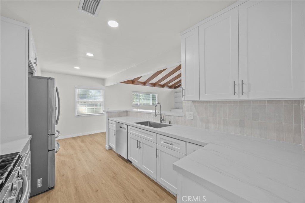 2445 W Marian