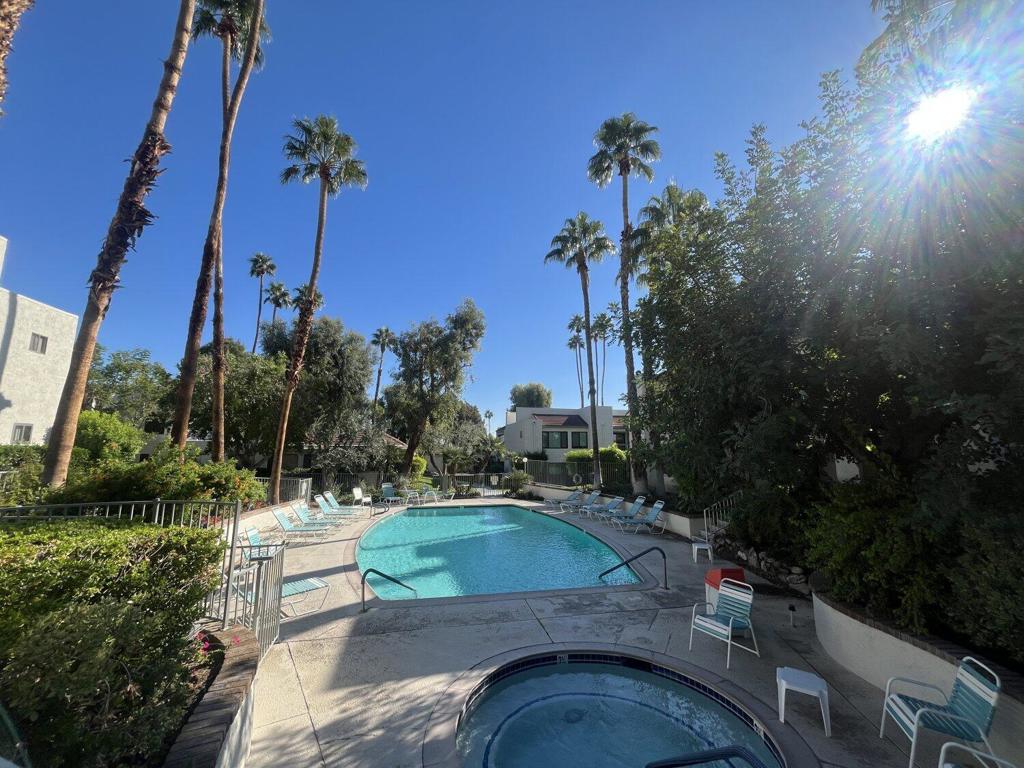 Riviera Gardens - Residential