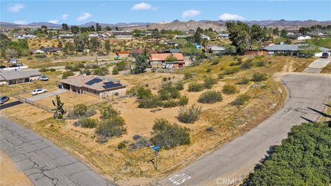 Photo of 0 Barranca Way, Victorville, CA 92394 (MLS # HD26058550)