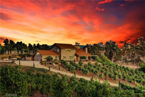 40995 Via Fernando Temecula CA 92592