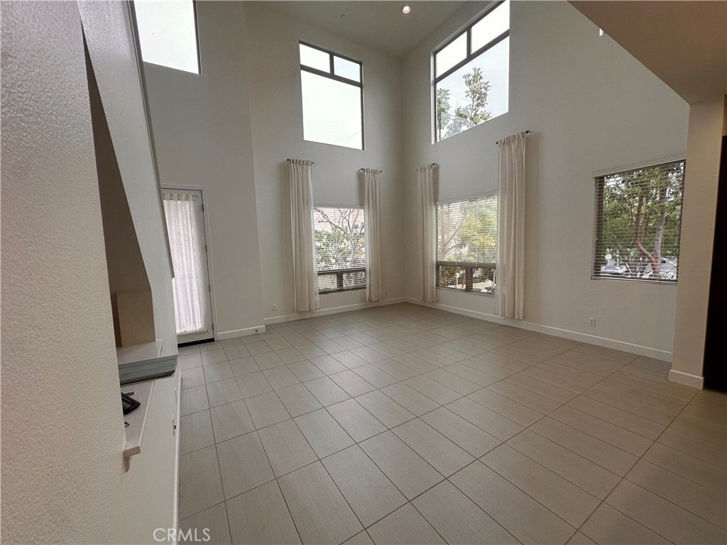 Photo of 27 SOHO, Irvine, CA 92612 (MLS # PW26070308)