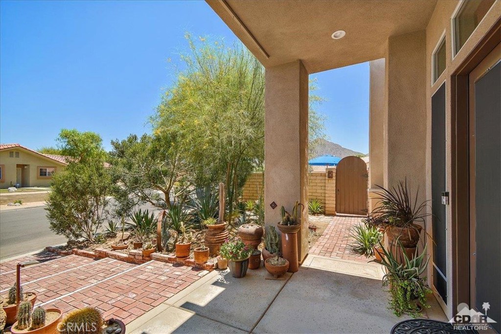 Desert Club Estates - Residential