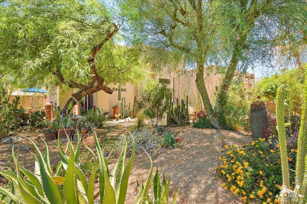 Desert Club Estates - Residential