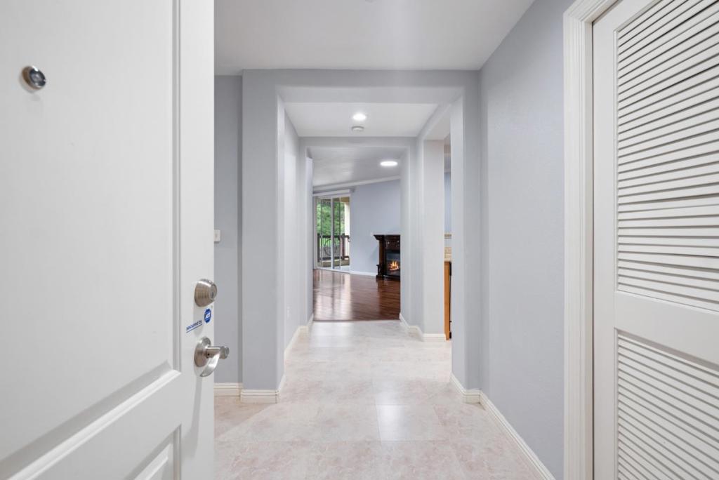 2210 Gellert Boulevard 5305