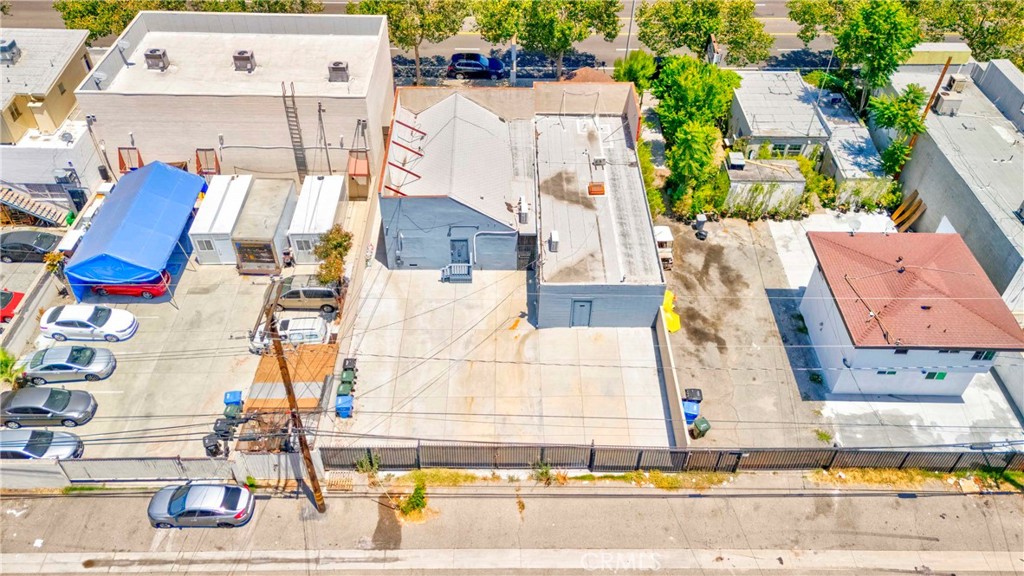 450 W Holt Avenue