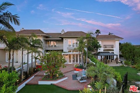 2305 Canyonback Road Los Angeles CA 90049