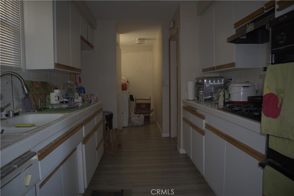 7845 Sausalito Avenue